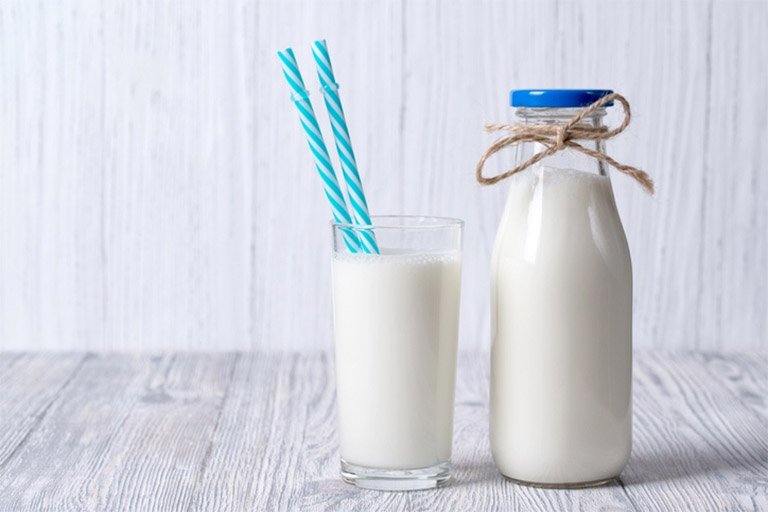Sữa tươi thô có thể gây ra rủi ro cho sức khỏe?