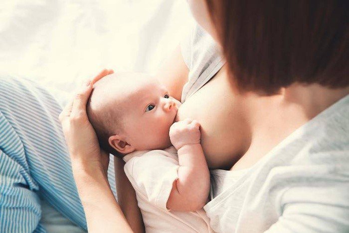 Vì sao bú mẹ hoàn toàn trong 6 tháng đầu là khởi đầu tốt cho trẻ?