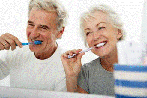 Già đi một cách khỏe mạnh: Hãy chăm sóc răng của bạn
