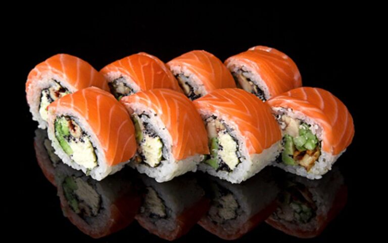 Có nên ăn sushi khi đang cho con bú?