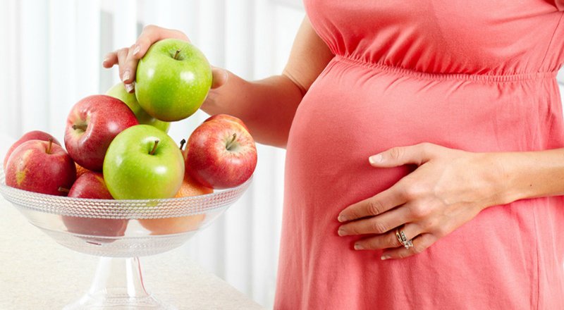 Ăn táo khi mang thai có tốt không?