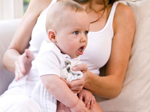 Chứng ợ nóng ở trẻ em và trẻ sơ sinh