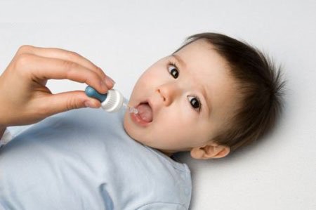 Sau uống vắc-xin rota trẻ ít đi ngoài có phải do táo bón và cần làm gì?